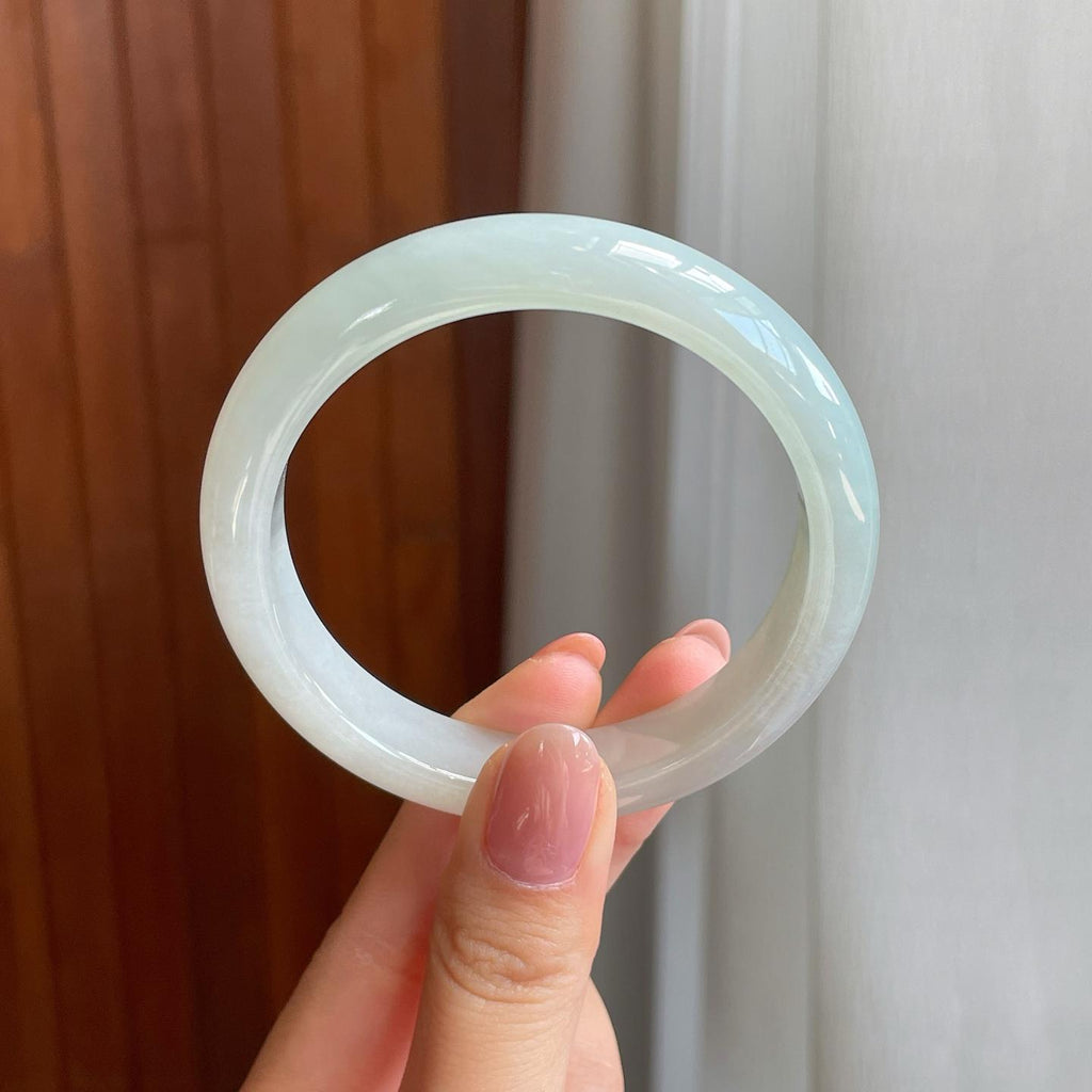 糯冰种晴底翡翠平安镯（56mm)（yc323757）