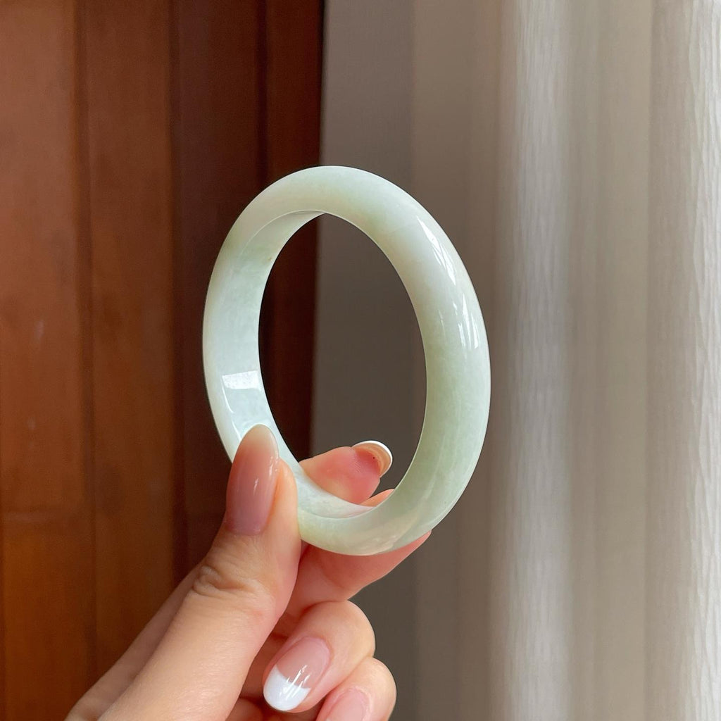 糯冰晴底洒金翡翠平安镯（54.8mm)（yc378033）