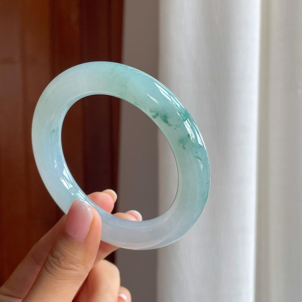 糯冰飘花翡翠圆条手镯（58mm)（yc380045）