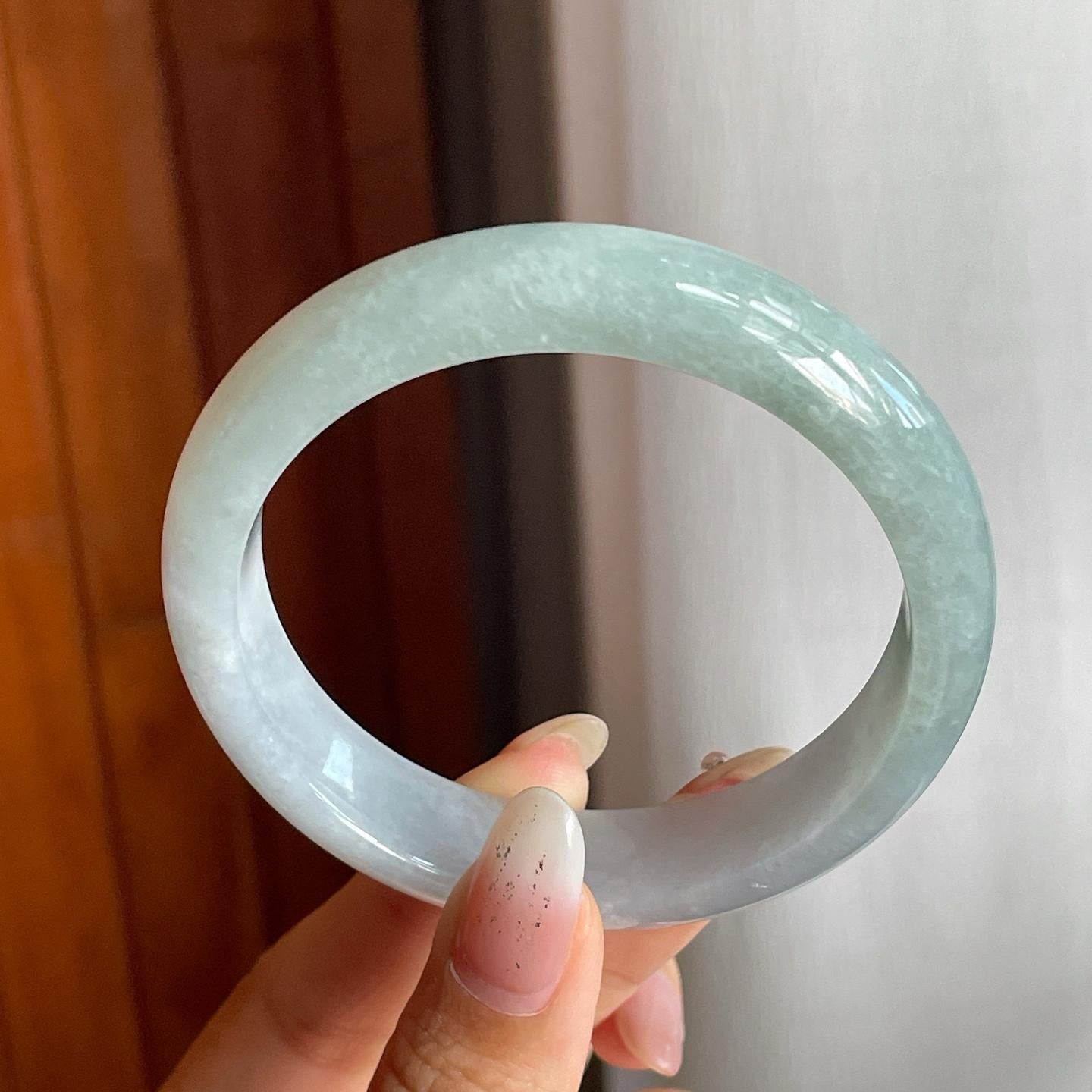 细糯种带底色翡翠平安镯（56.6mm）（yc220246）