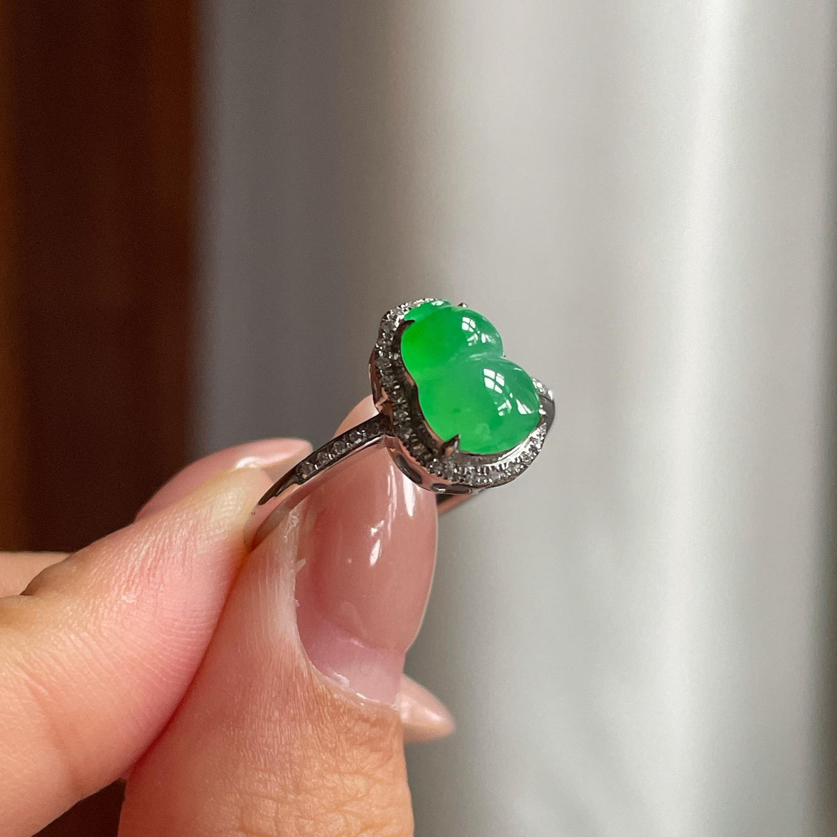 18k金镶冰种满绿戒指 天然缅甸A货翡翠（yc705349）