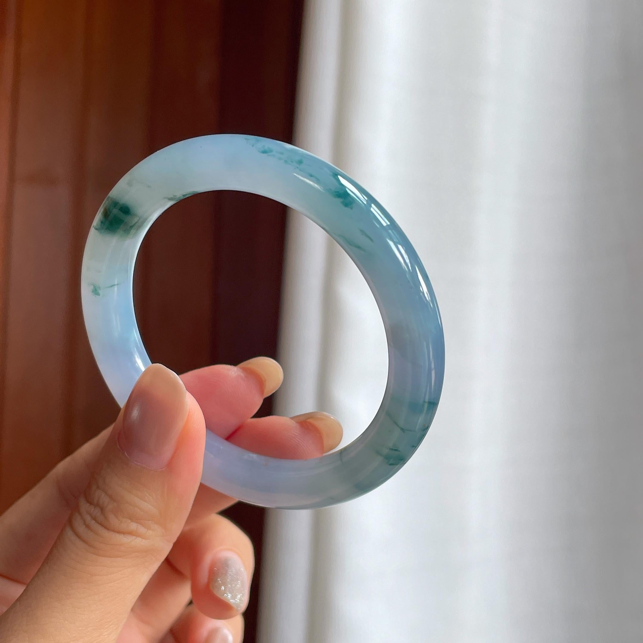 冰紫底飘花圆条手镯（52mm）（yc422964）