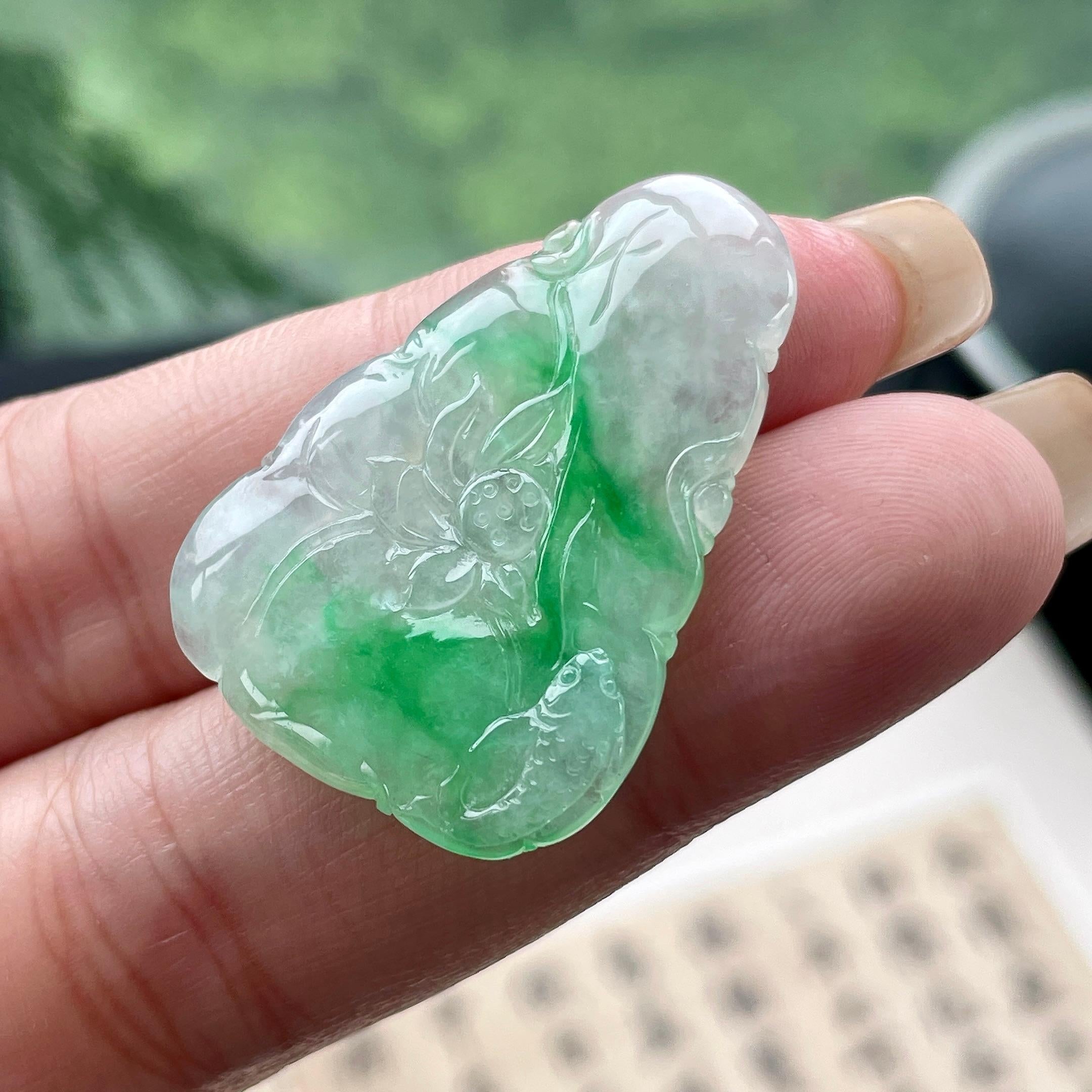 糯冰种飘绿花莲花牌挂件 天然缅甸A货翡翠（yc477755）