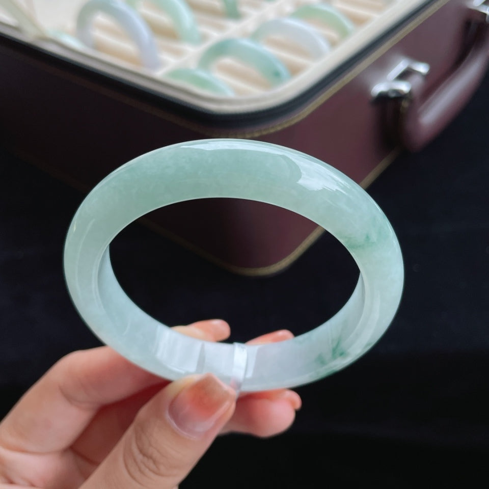 冰种飘花翡翠手镯（57.7mm）（yc016519）