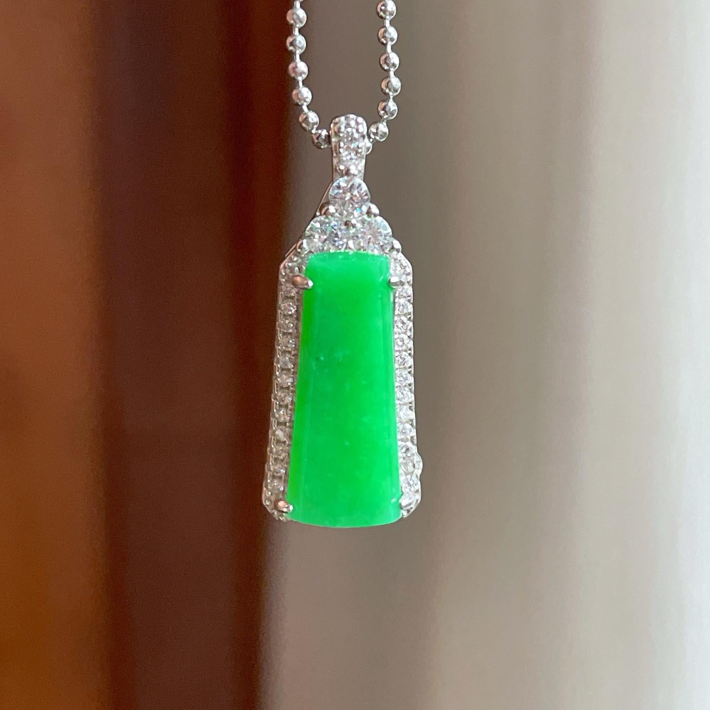 S925银镶糯冰果绿翡翠无事牌（yc352485）