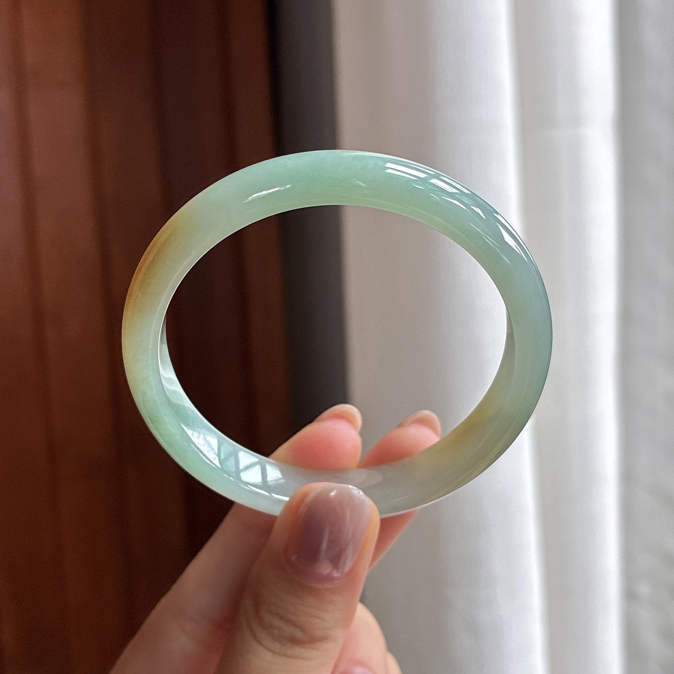 糯冰晴底飘黄特色正圈平安镯 52圈 天然缅甸Ａ货翡翠（yc487571）