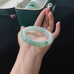 糯冰飘花正圈翡翠手镯（57.8mm）（yc019479）