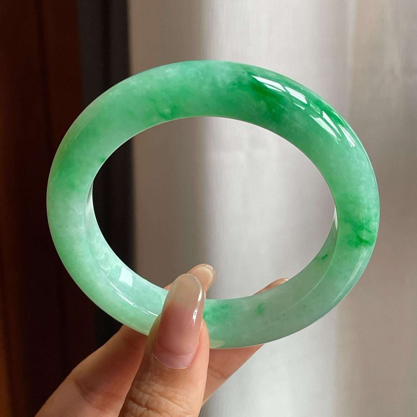 糯冰种满绿阳绿翡翠平安镯（56mm）（yc200657）