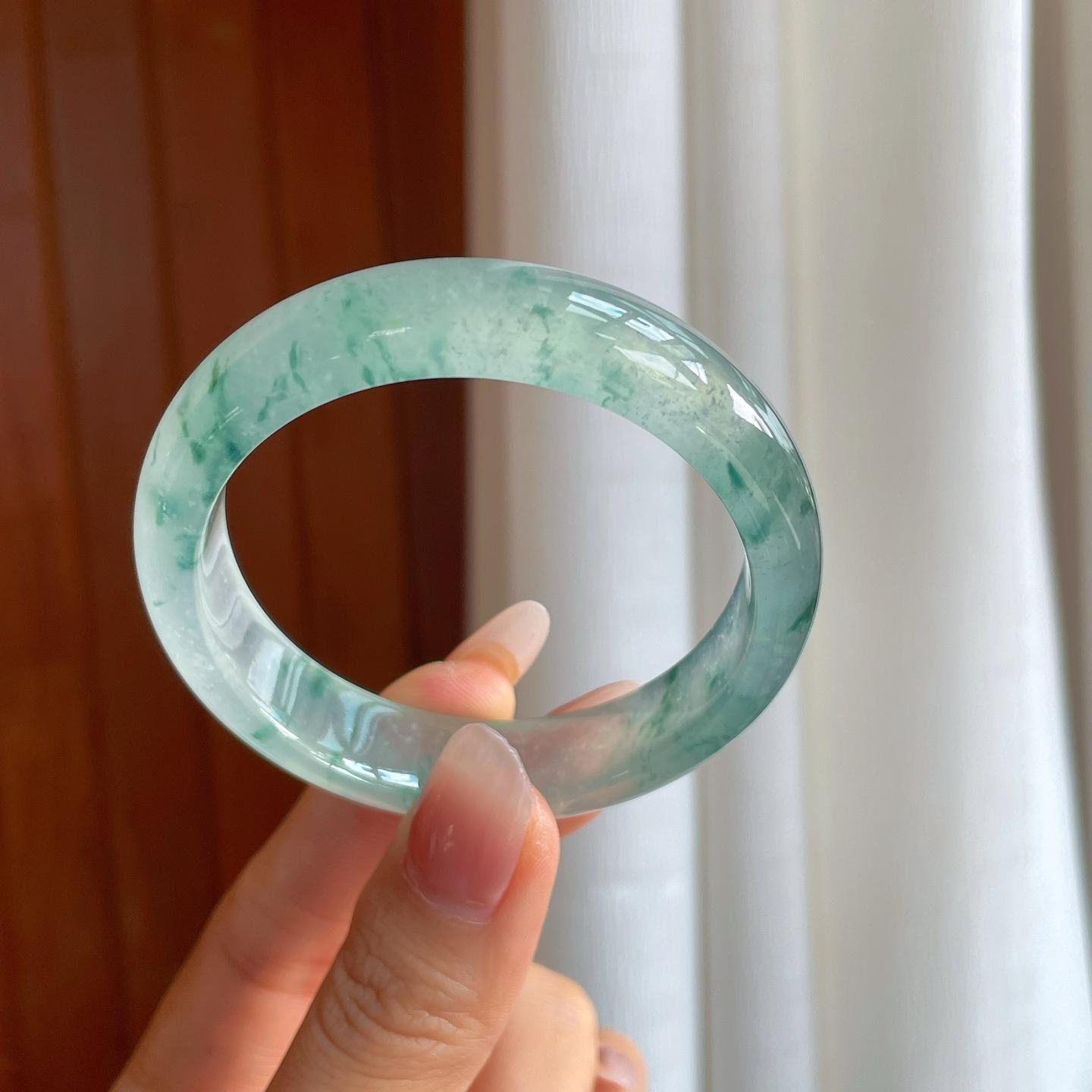 冰玻种飘花翡翠平安镯（52mm）（yc312317）