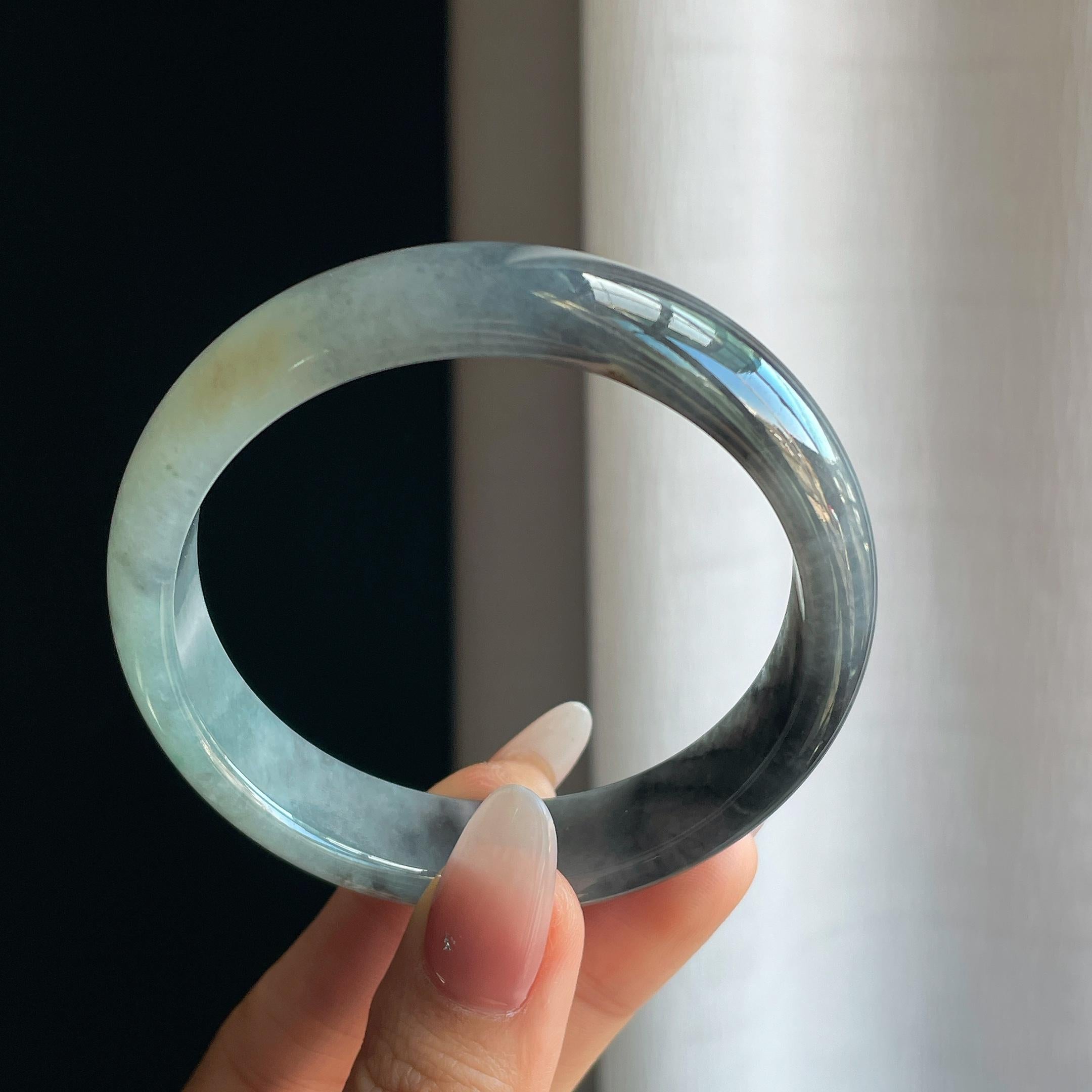糯冰乌鸡翡翠手镯（58mm）（yc295063）