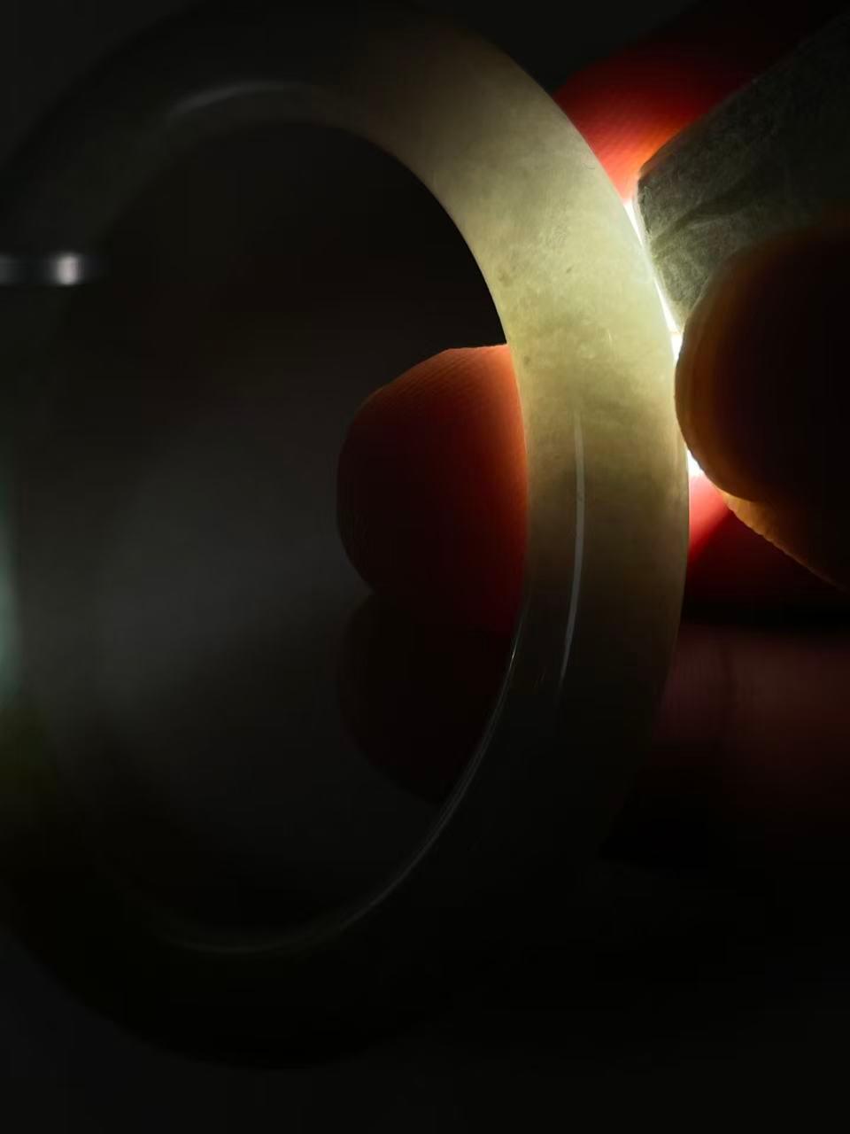 糯种黄翡圆条手镯（53.8mm）（yc223953）