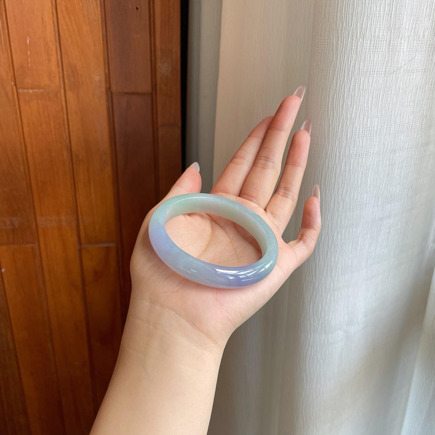 糯冰椿彩翡翠贵妃镯（57.7mm）（yc278186）