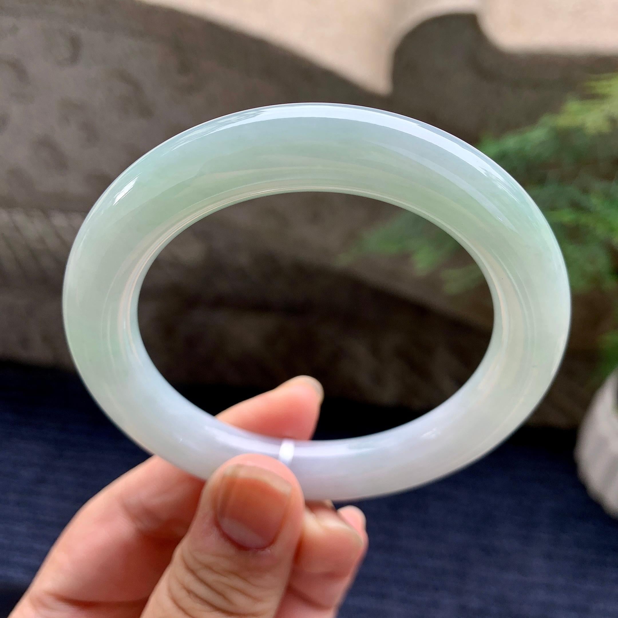 细糯种淡晴底圆条手镯（56.4mm）（yc267232）