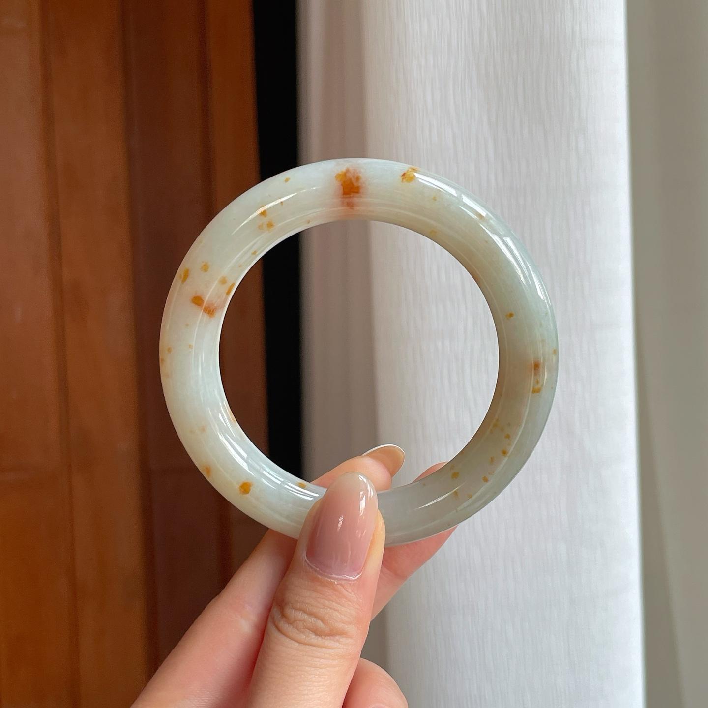 糯冰洒金翡翠圆条手镯（53.6mm)（yc373887）