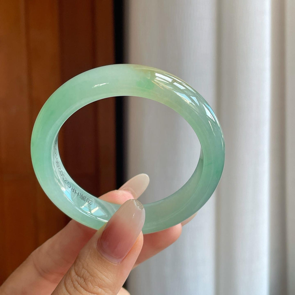 冰种晴绿底飘黄翡翠平安镯（51mm）（yc264133）