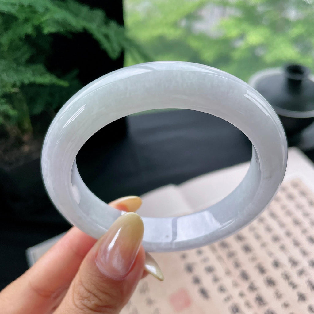 细糯种淡春彩正圈平安镯57圈 天然缅甸A货翡翠（yc473068）