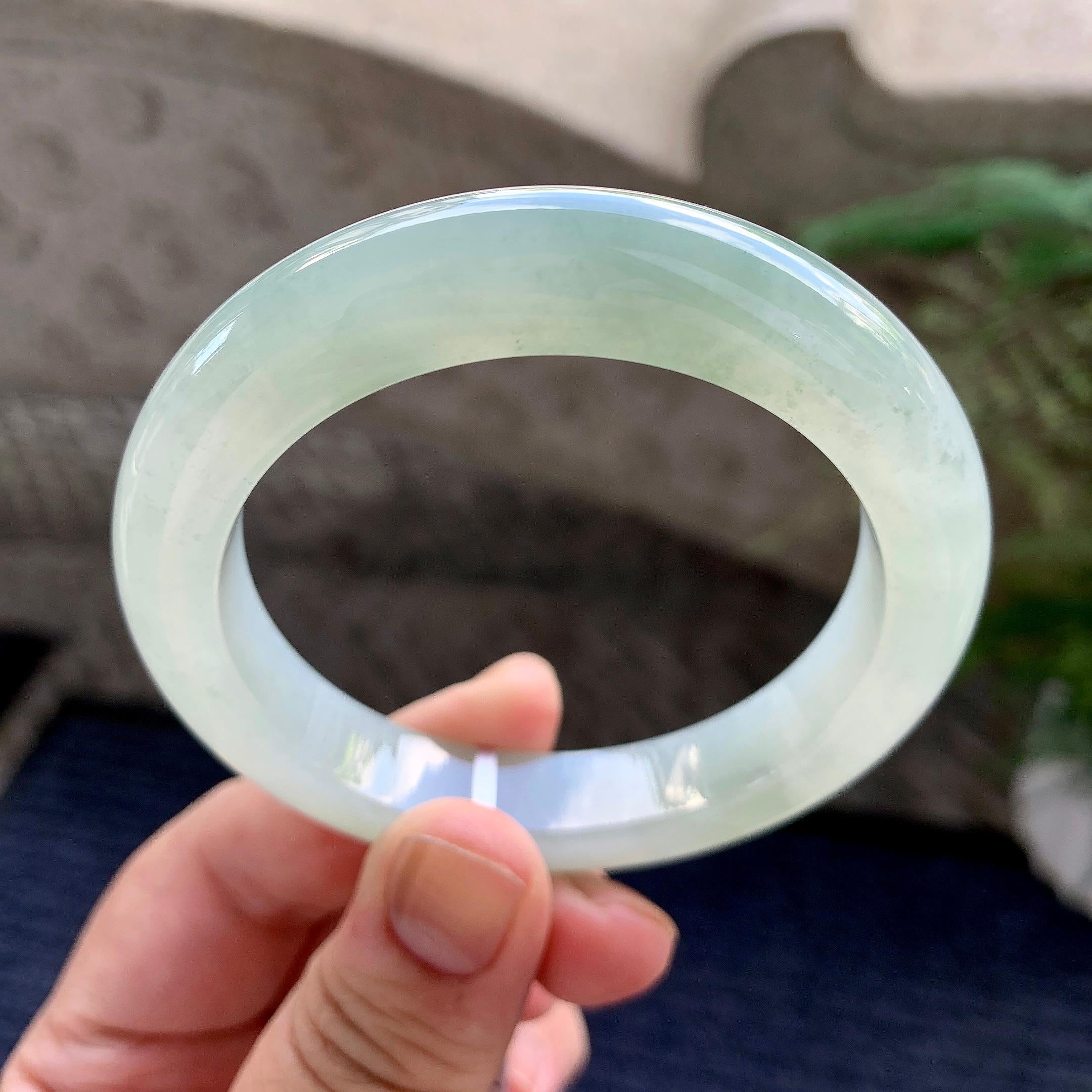 糯冰种晴底飘花平安镯（53.6mm）（yc226061）