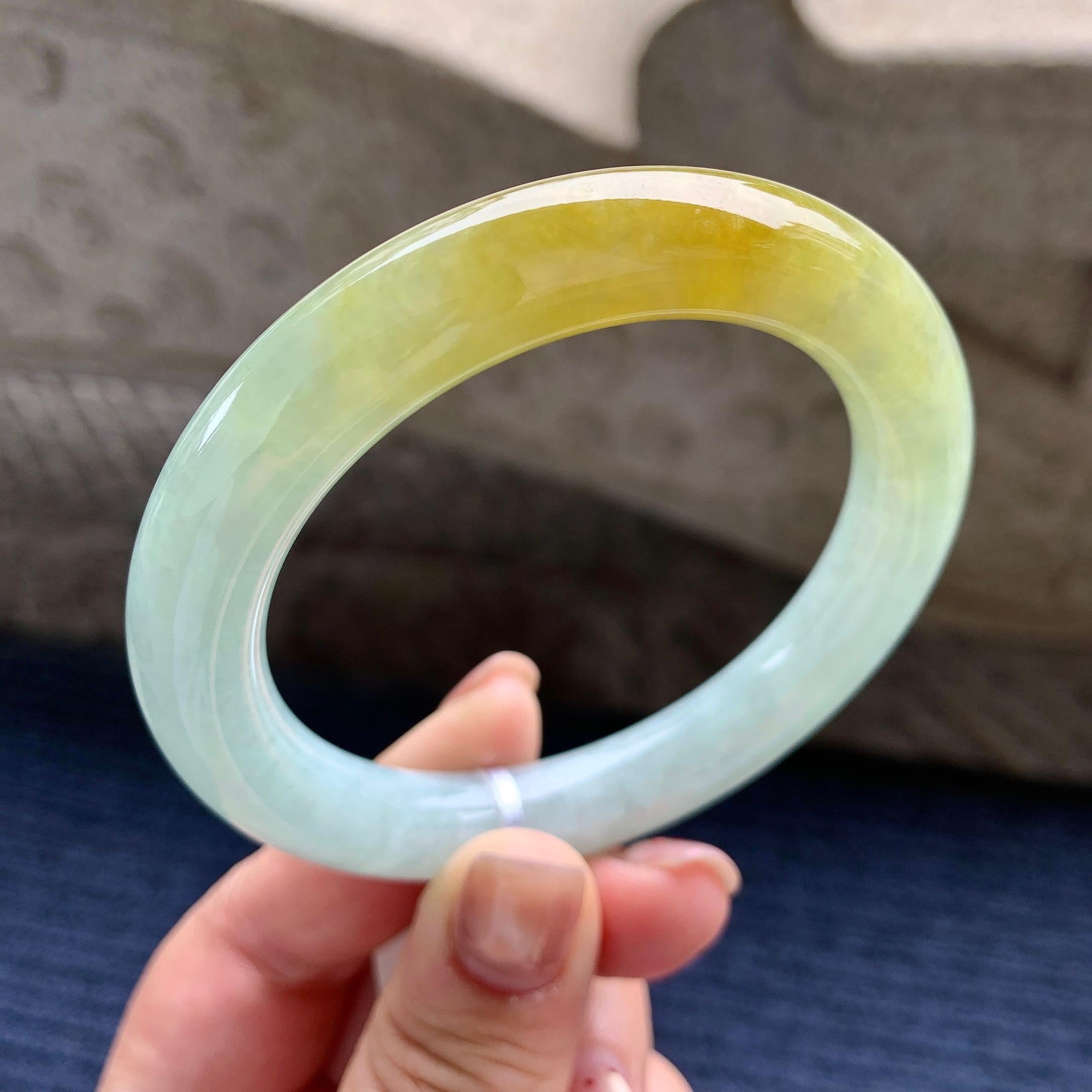 细糯种晴底黄翡圆条手镯 56.8圈口 天然缅甸A货翡翠（yc345049）