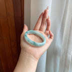 糯冰飘花翡翠贵妃镯（54.8mm）（yc281670）