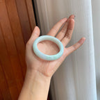 糯冰淡底色翡翠平安镯（52.5mm）（yc279299）