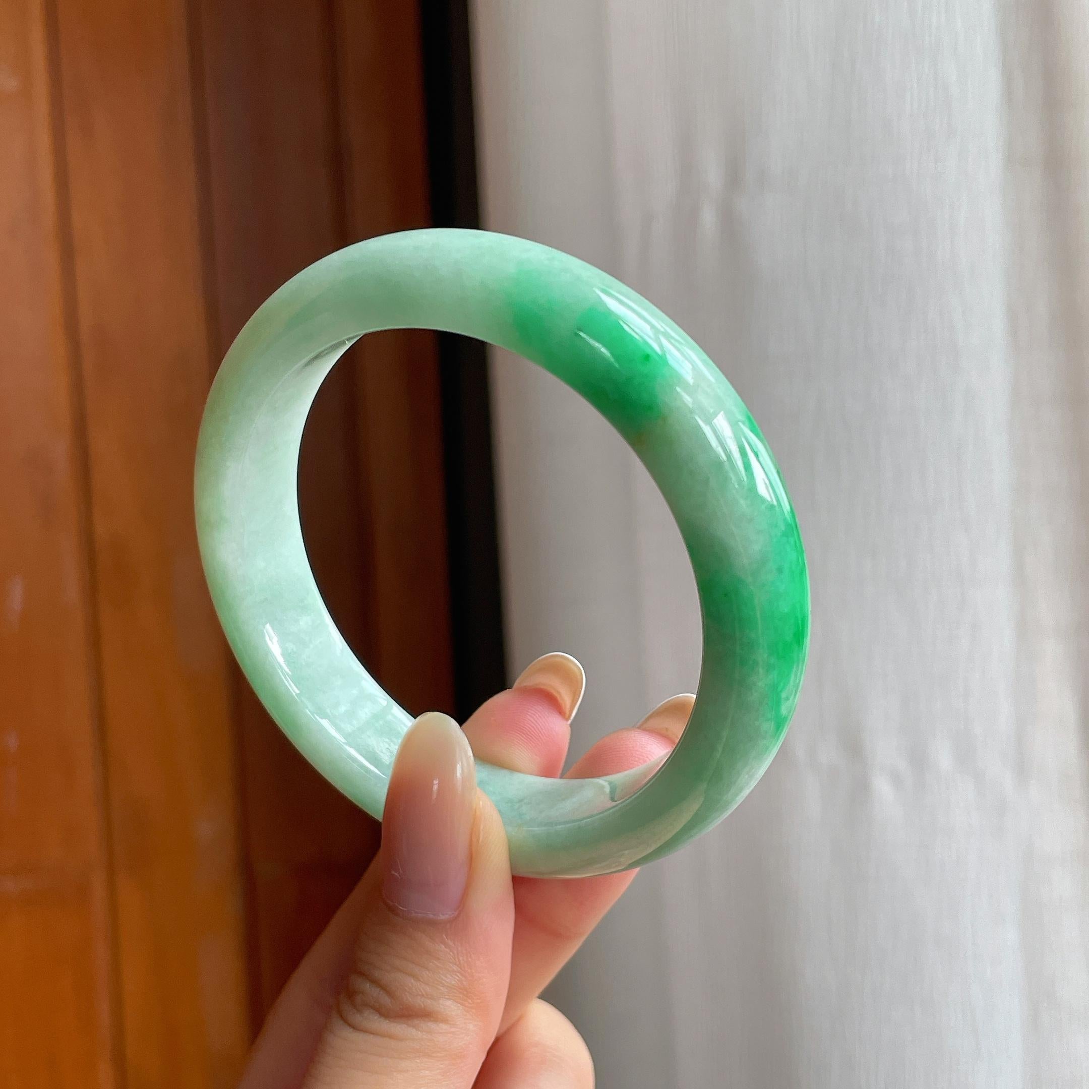 糯冰带色翡翠平安镯（55.6mm)（yc415425）