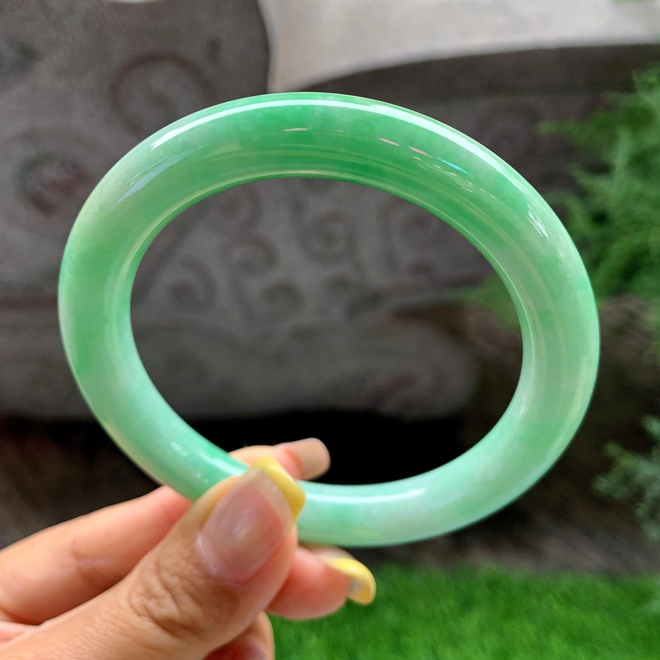 大圈口       细糯种满绿圆条手镯59.3圈             天然缅甸A货翡翠（yc392737）
