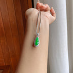 18k金镶糯冰满绿翡翠豆子（yc239604）