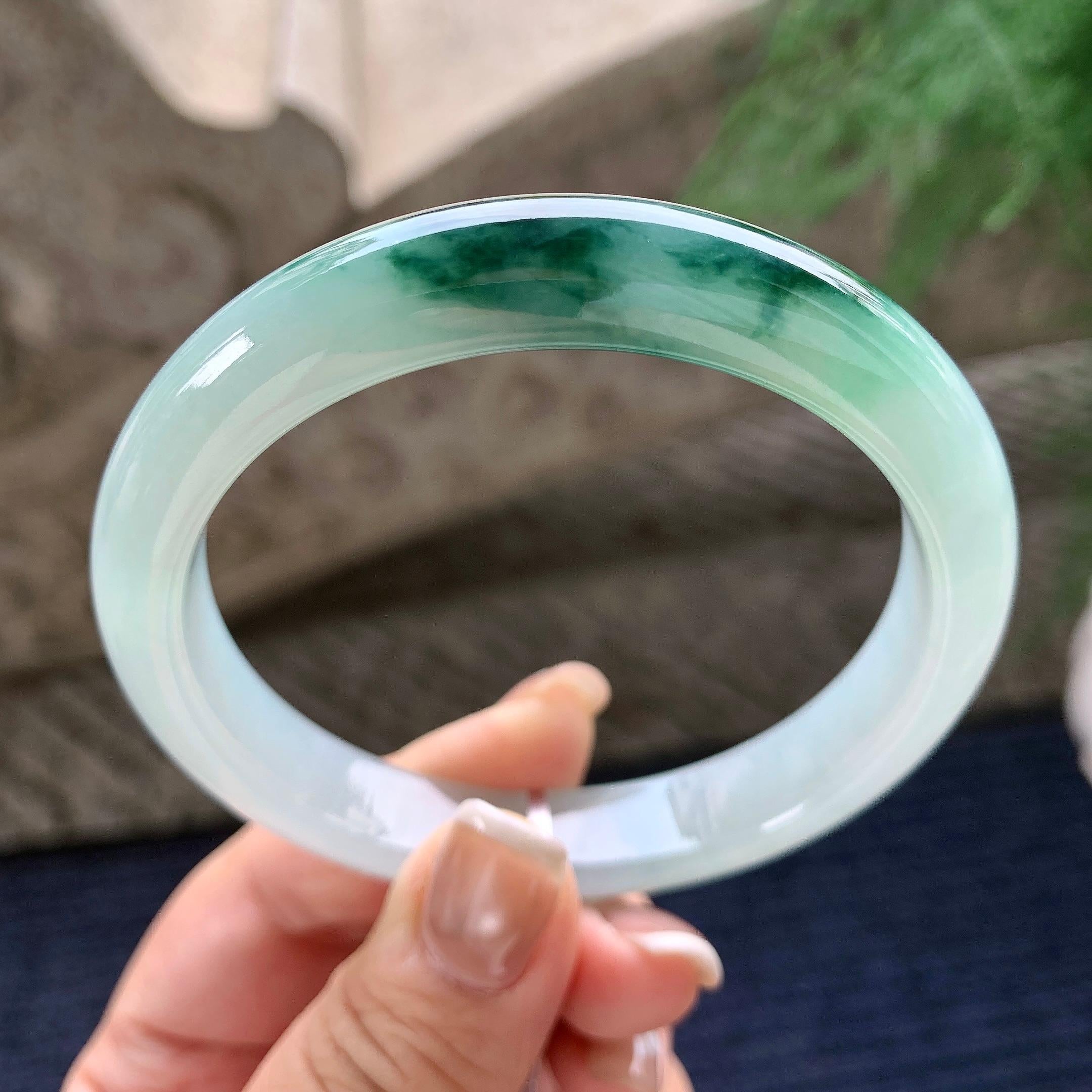大圈口 糯冰种飘蓝花正圈平安镯 61圈口 天然缅甸A货翡翠（yc372345）