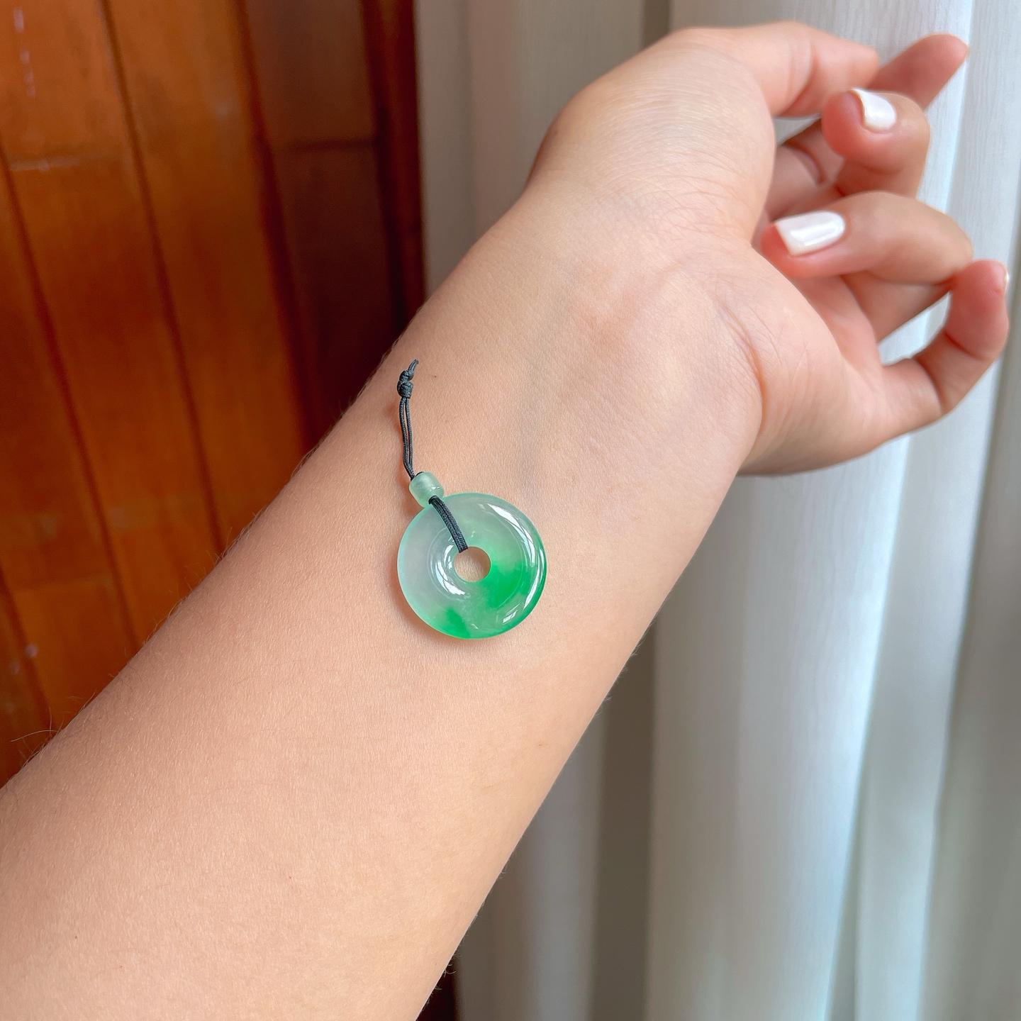 冰种带色翡翠甜甜圈（yc247655）