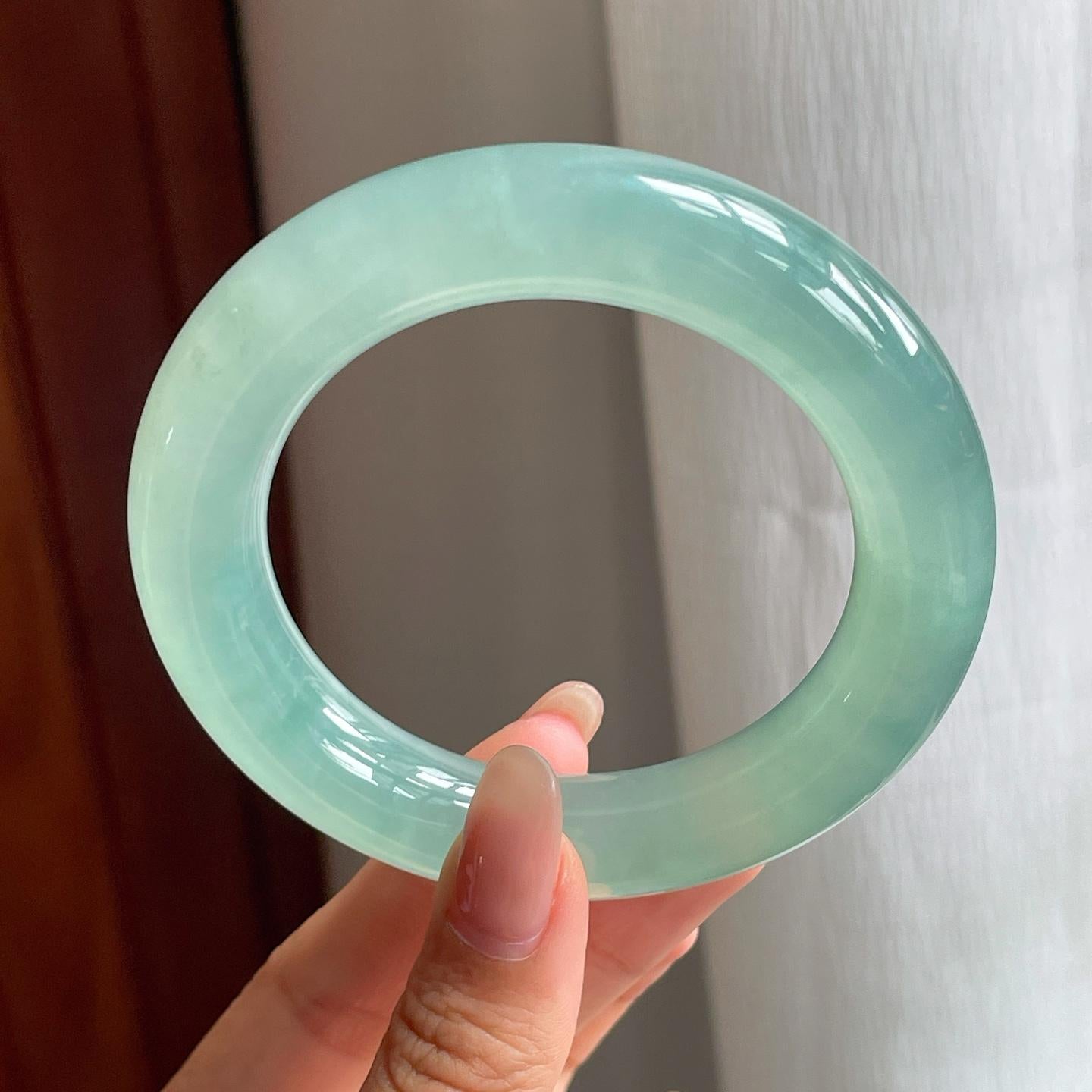 冰种晴底翡翠胖圆条手镯（55mm）（yc190546）