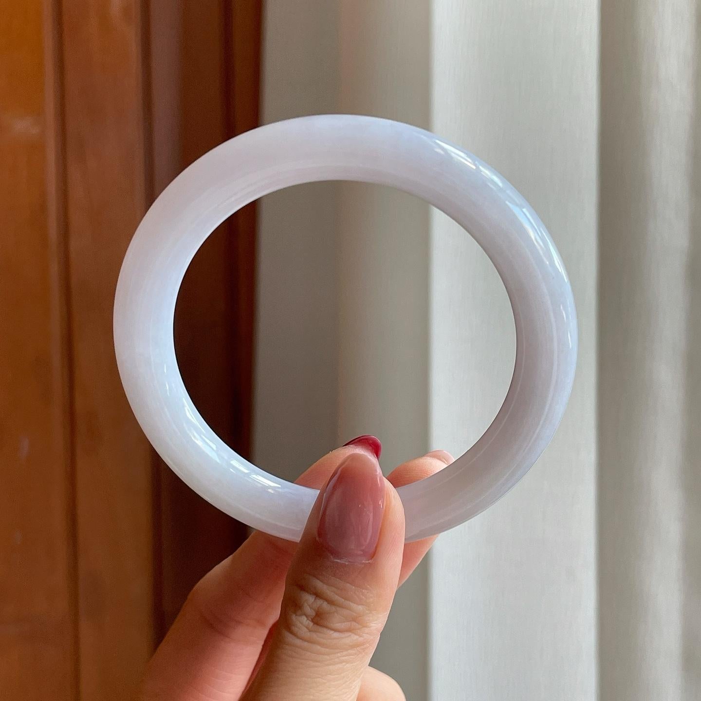 糯冰淡白月光翡翠圆条手镯（58mm）（yc302328）