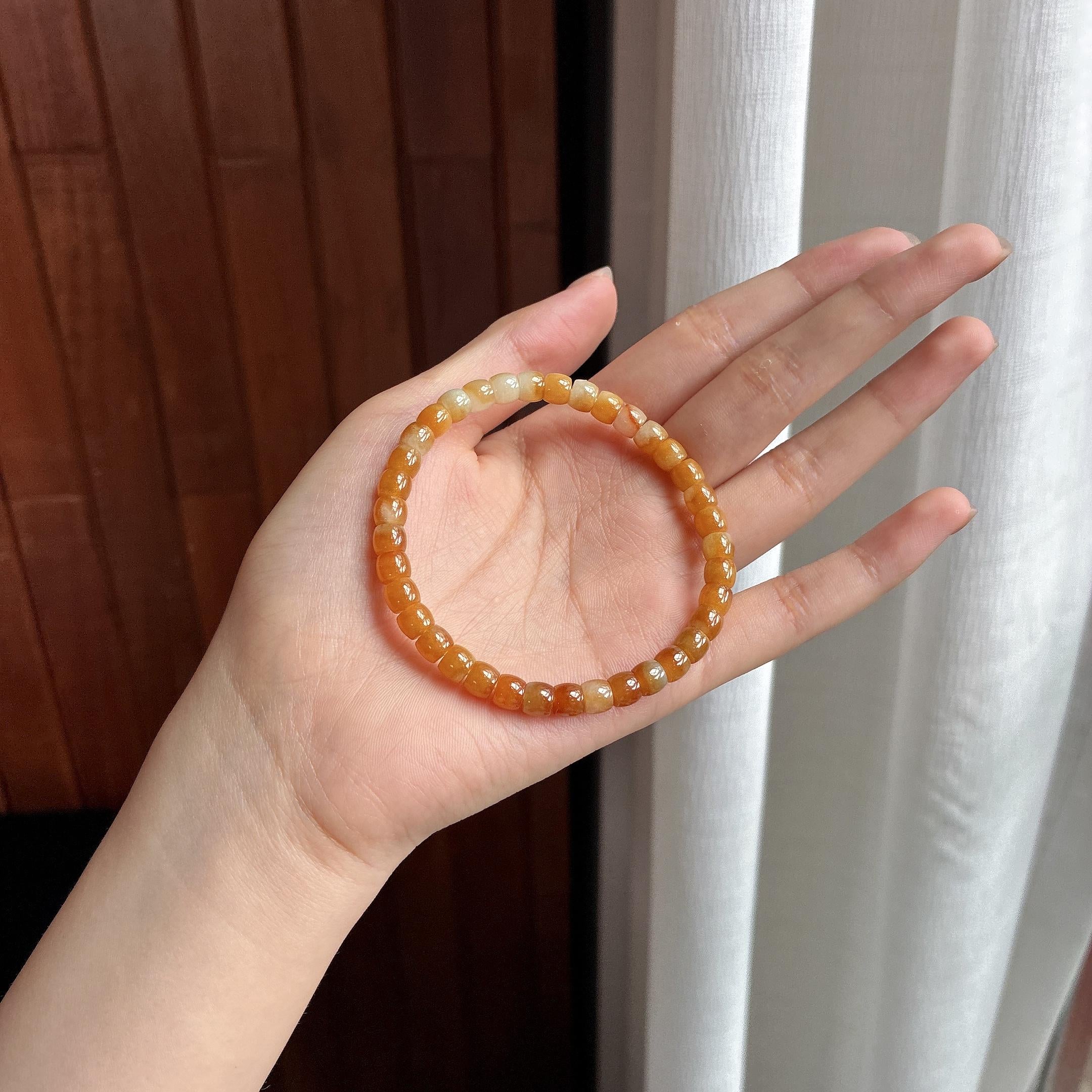 糯冰黄翡手串 天然缅甸A货翡翠（yc482402）