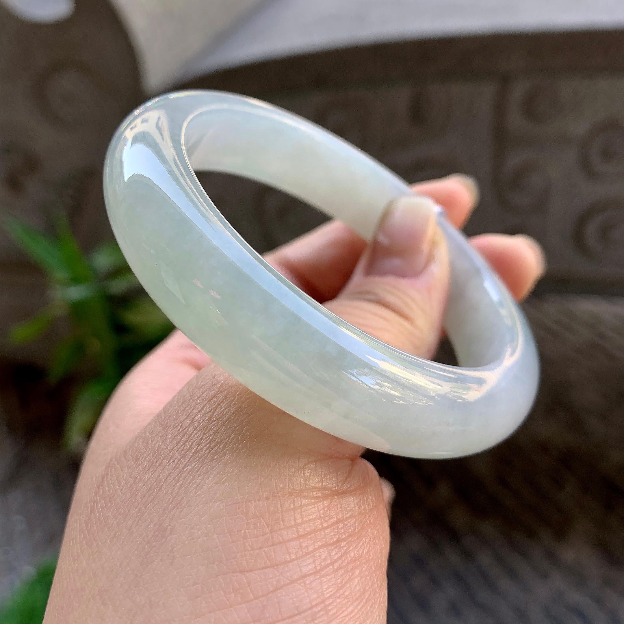 糯冰种淡晴底平安镯（56.4mm）（yc307301）