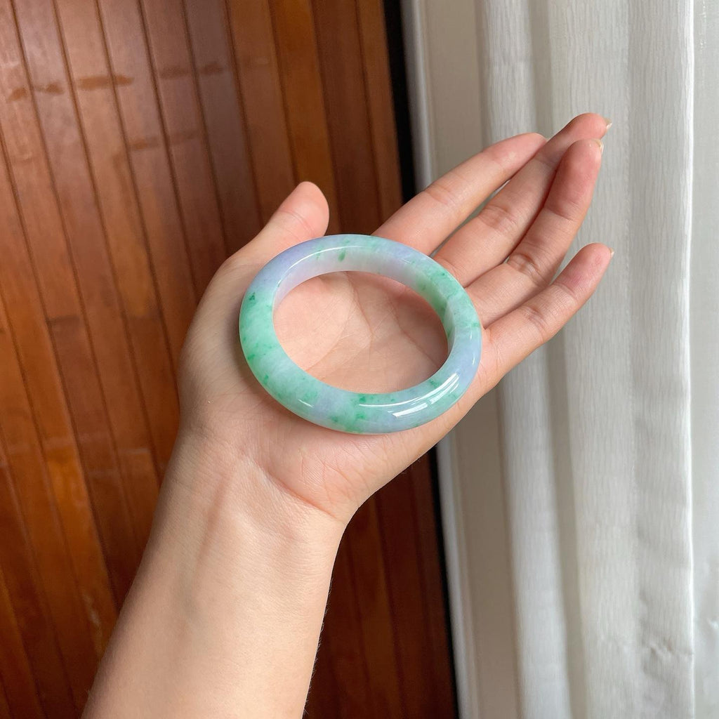 糯冰紫底带色翡翠平安镯（53mm）（yc400228）