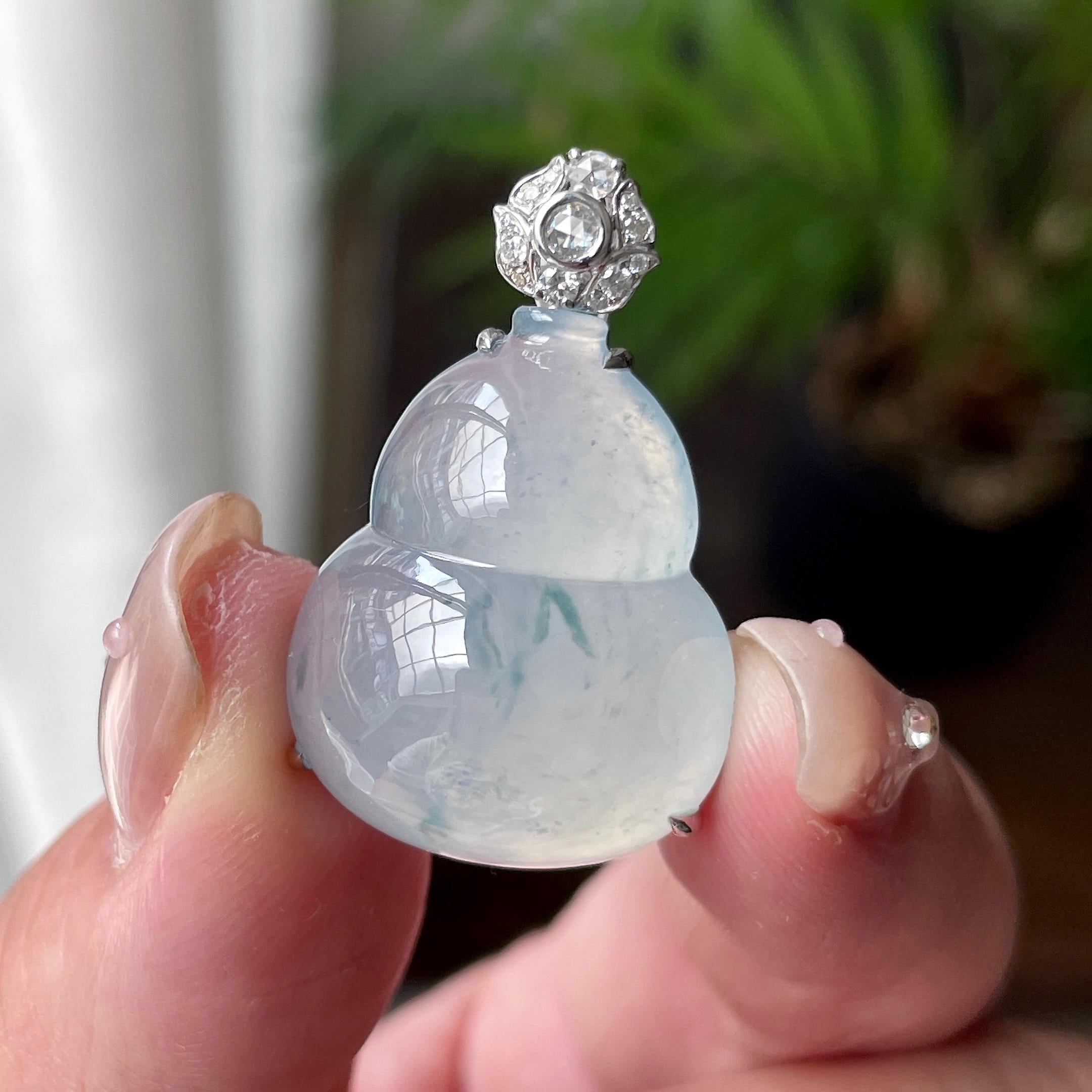 18K金钻镶糯冰种飘蓝花葫芦吊坠  天然缅甸A货翡翠（yc457086）