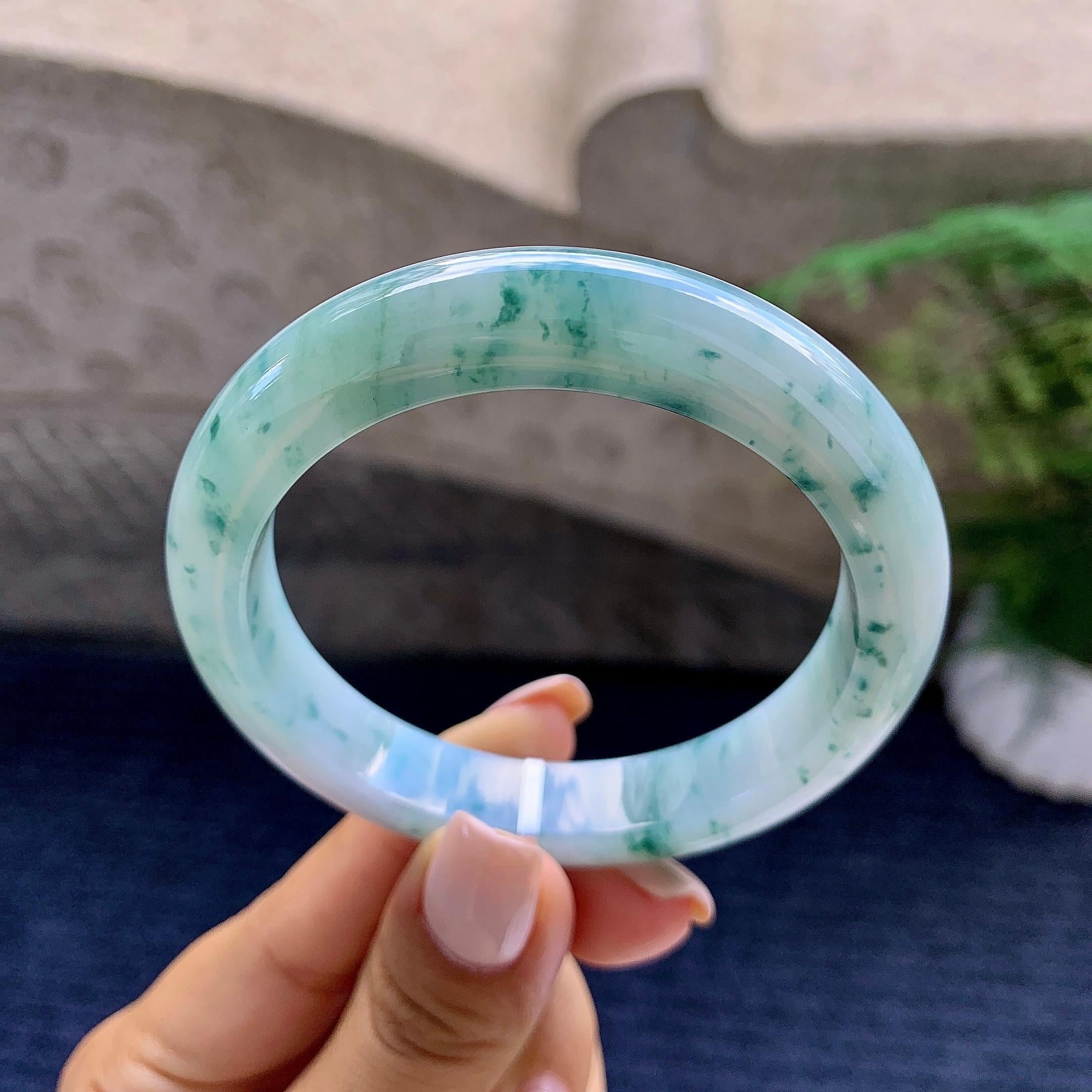 细糯种飘花平安镯（55.5mm）（yc223960）