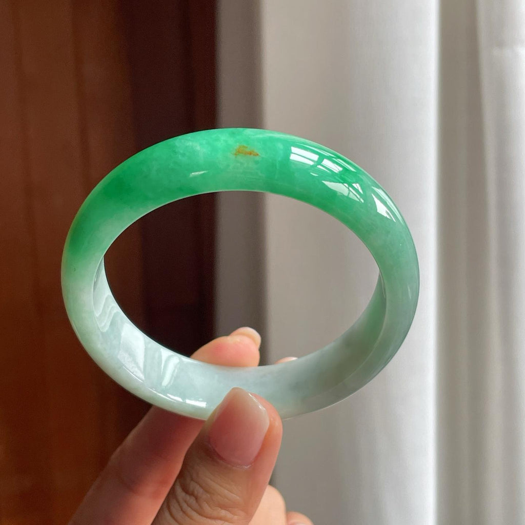 糯冰带色宽版翡翠平安镯（59mm）（yc377406）