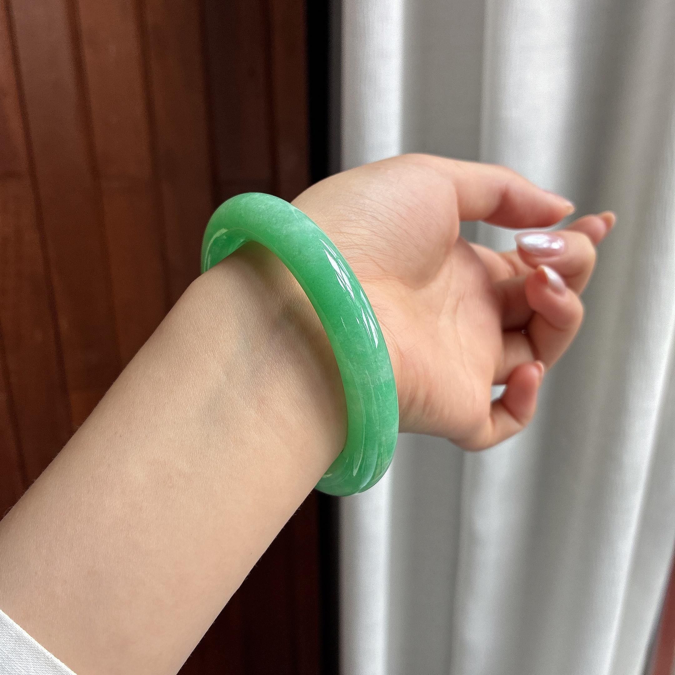 糯冰满绿圆条手镯 56圈 天然缅甸A货翡翠（yc525925）
