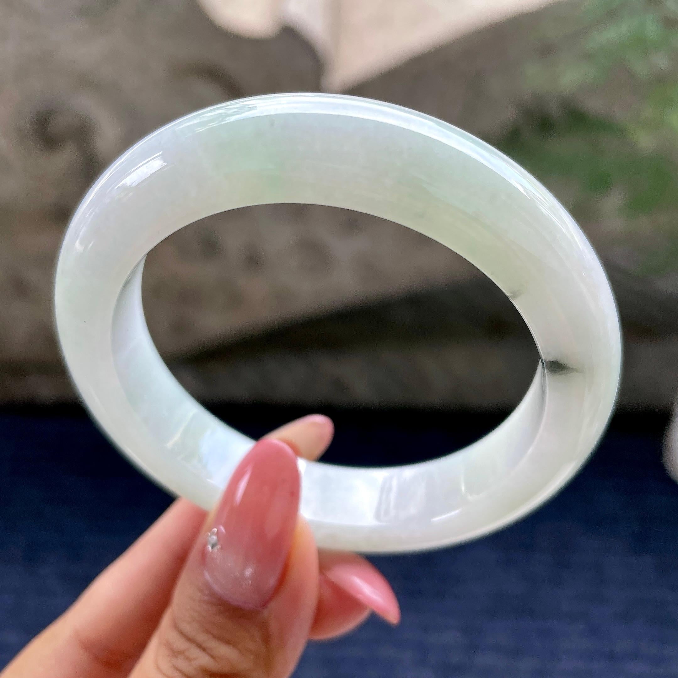 细糯种飘花正圈平安镯55.4圈         天然缅甸A货翡翠（yc433748）