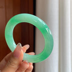 冰种阳绿翡翠圆条手镯（55.5mm）（yc354243）
