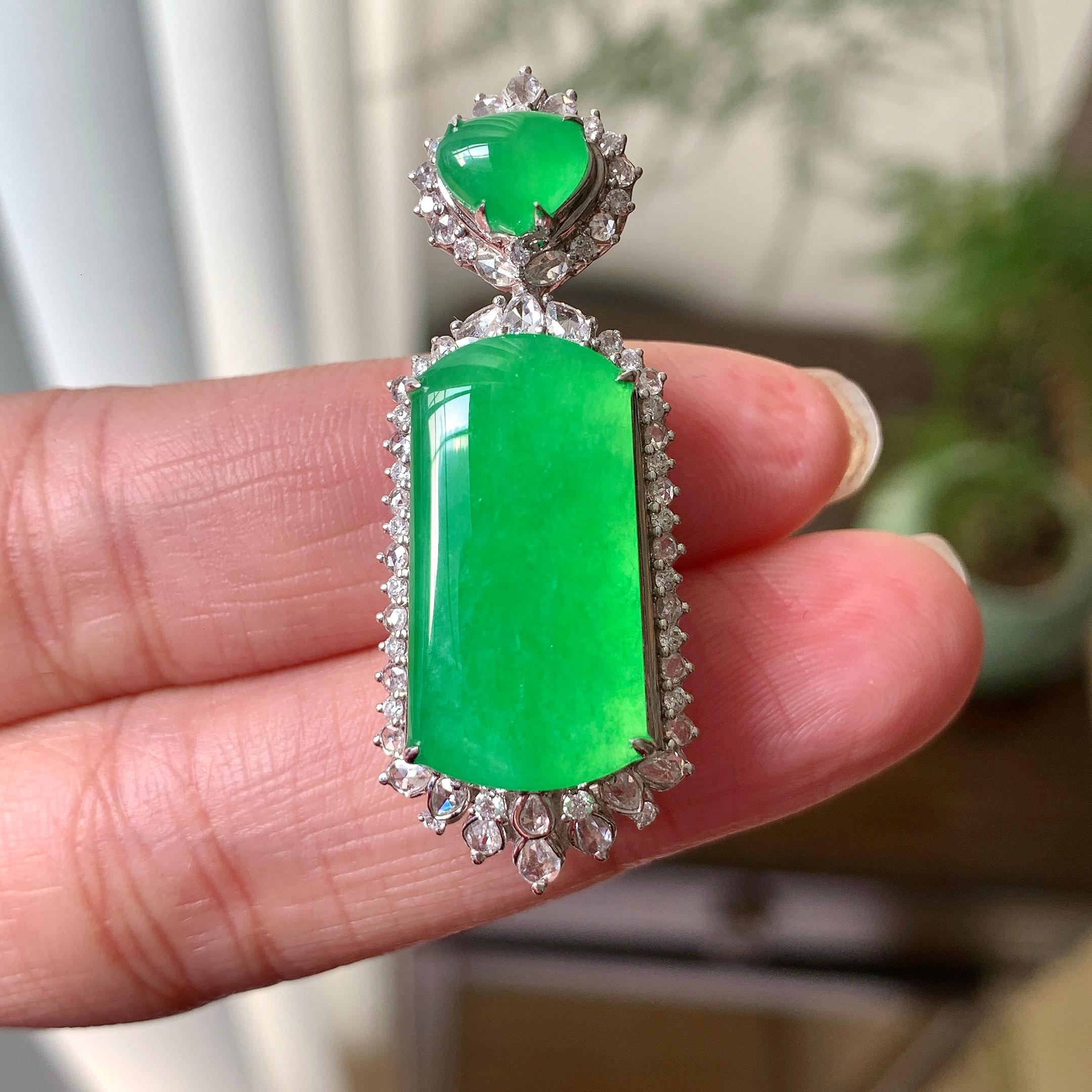 18K金钻镶糯冰种满绿无事牌吊坠（yc310120）