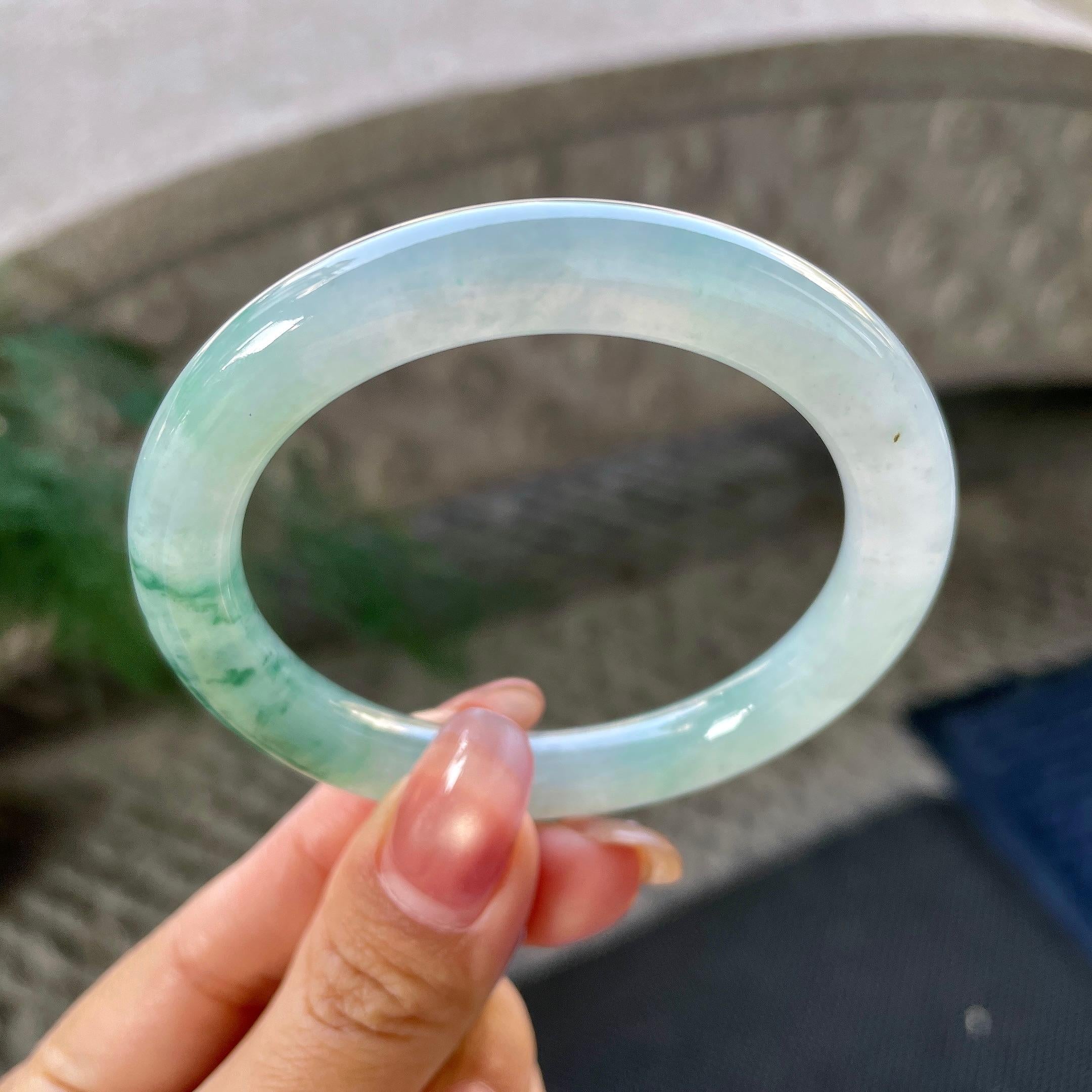 细糯种飘花圆条手镯（54.2mm）（yc305686）