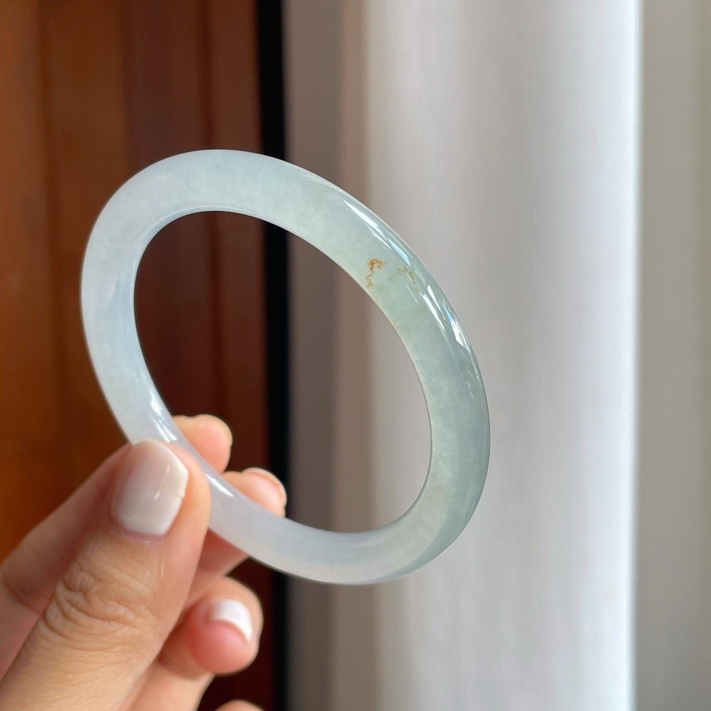 冰种带底色翡翠圆条手镯（54mm）（yc251042）