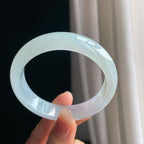 冰种淡底色翡翠平安镯（58mm)（yc330582）