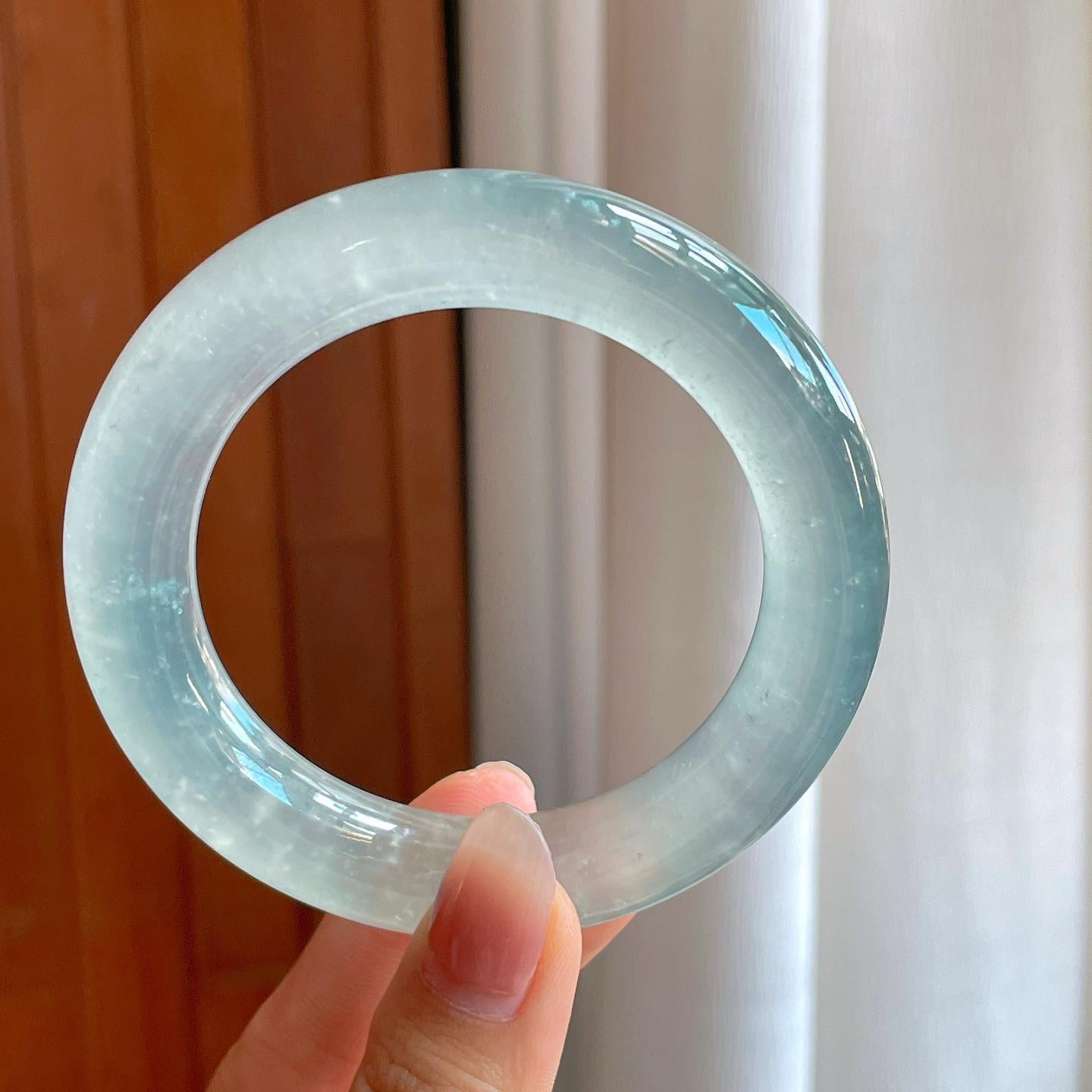 冰玻种雪花棉翡翠圆条手镯（57mm）（yc318614）