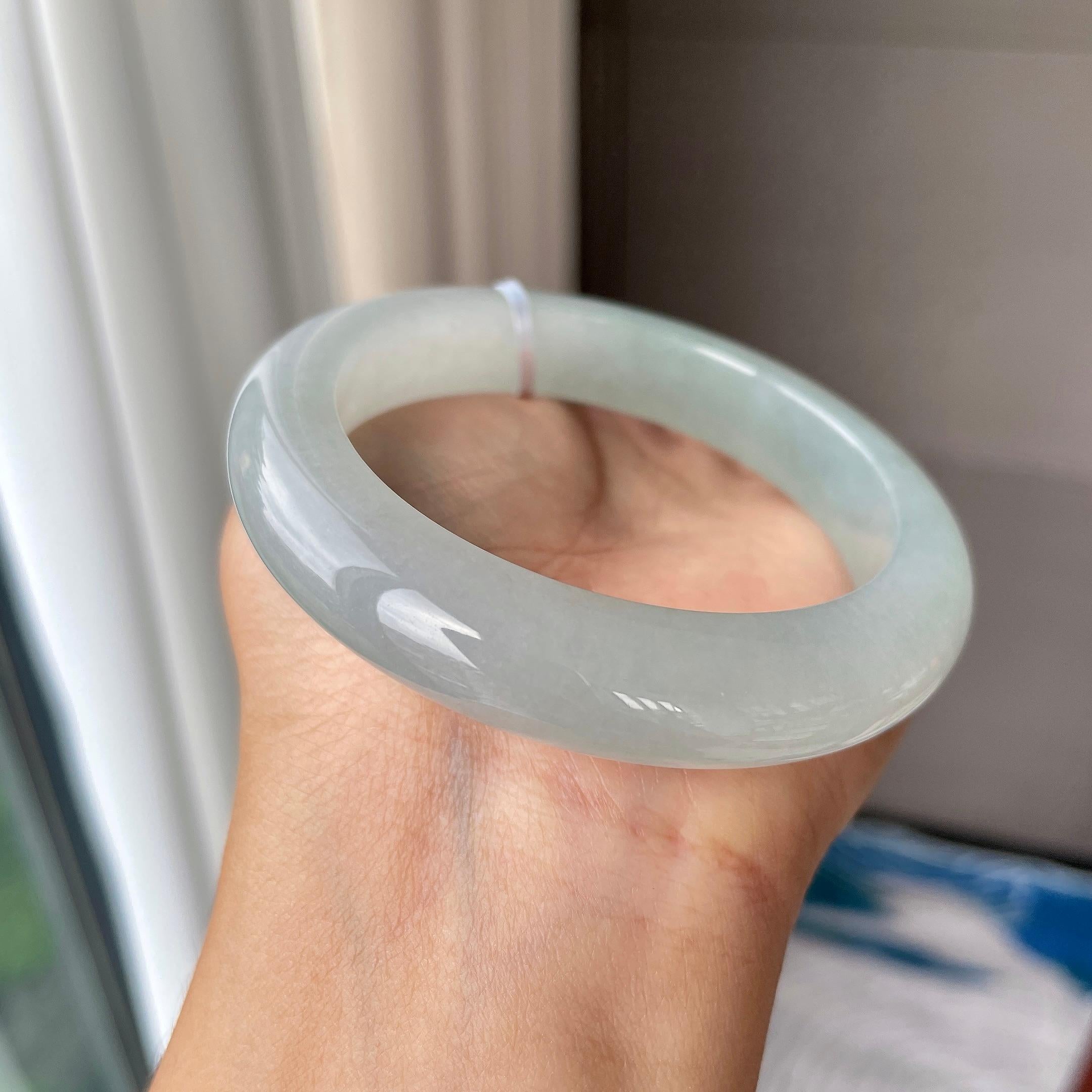 细糯种蓝底正圈平安镯56.4圈    天然缅甸A货翡翠（yc362909）