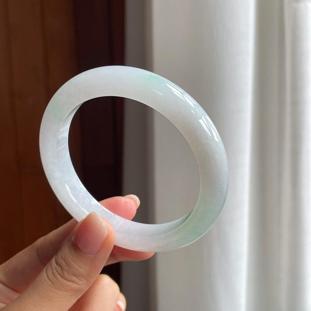 糯冰带色翡翠平安镯（58.5mm）（yc377449）