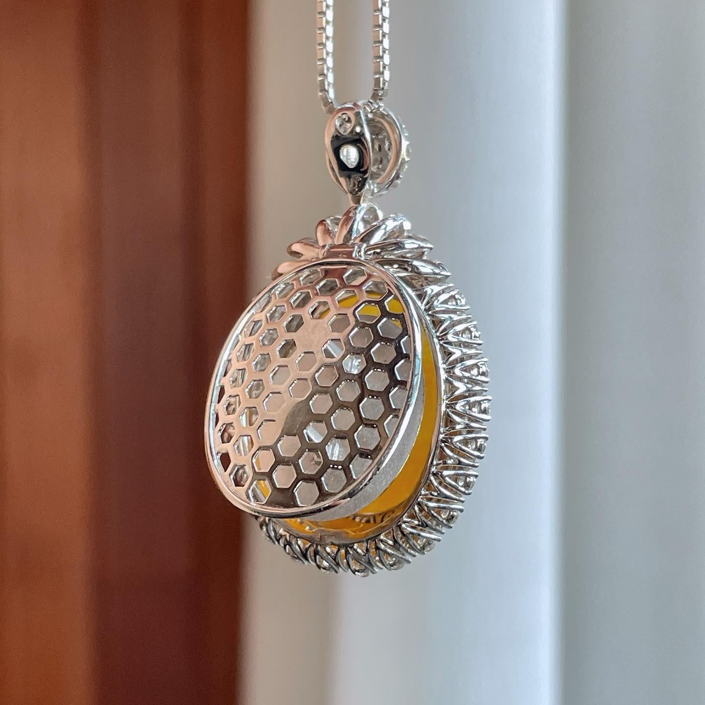 18k金钻镶糯冰黄翡翡翠鸽子蛋（yc270314）