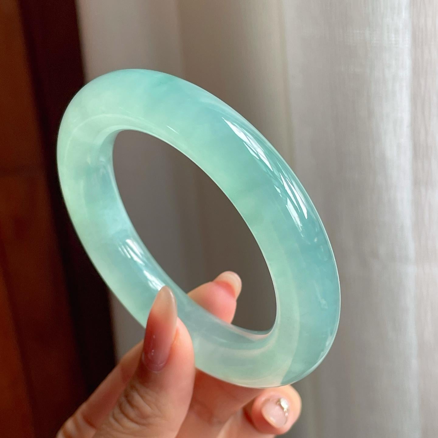冰种晴底翡翠胖圆条手镯（55mm）（yc190546）