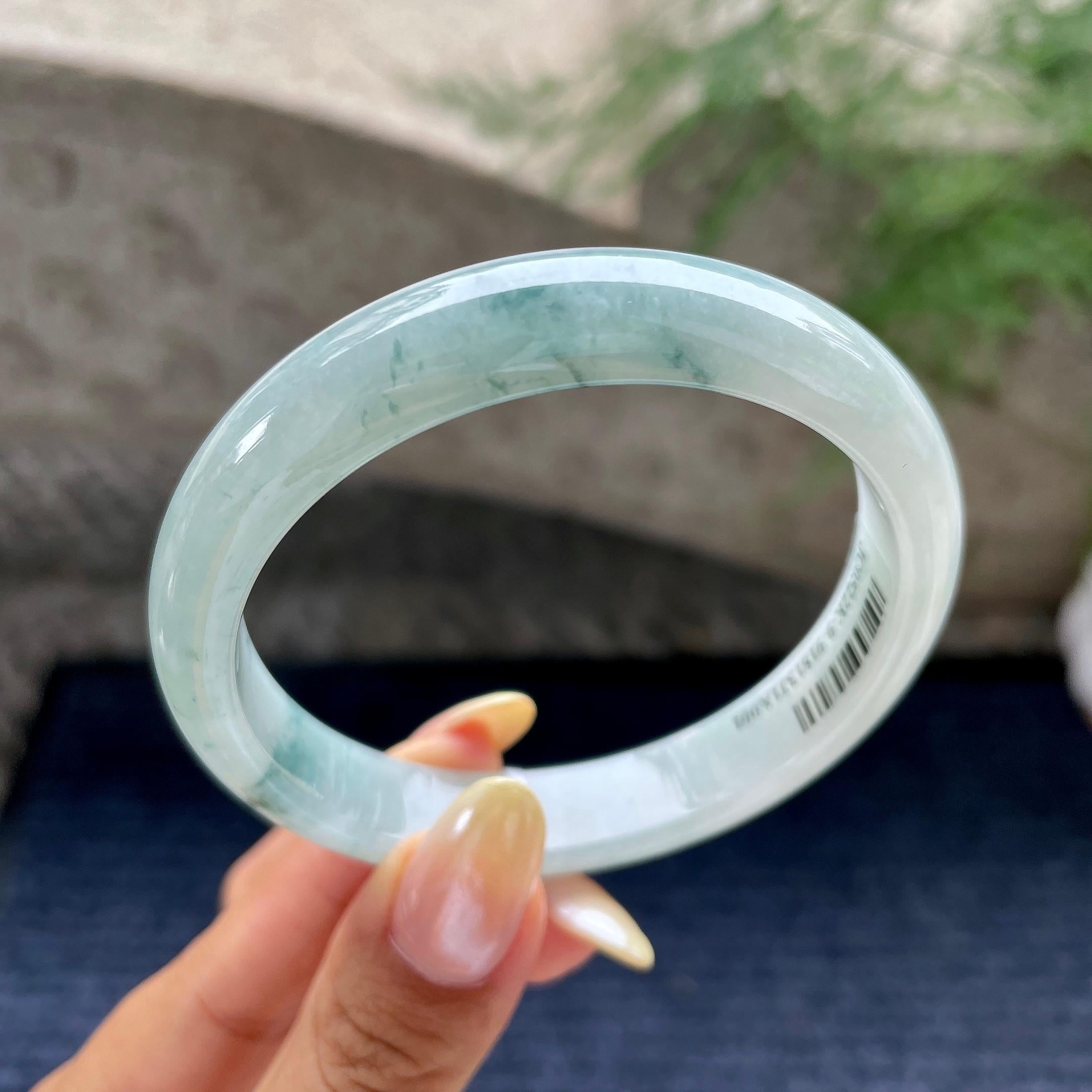 大圈口 细糯种飘花正圈平安镯60.7圈 天然缅甸A货翡翠（yc468005）
